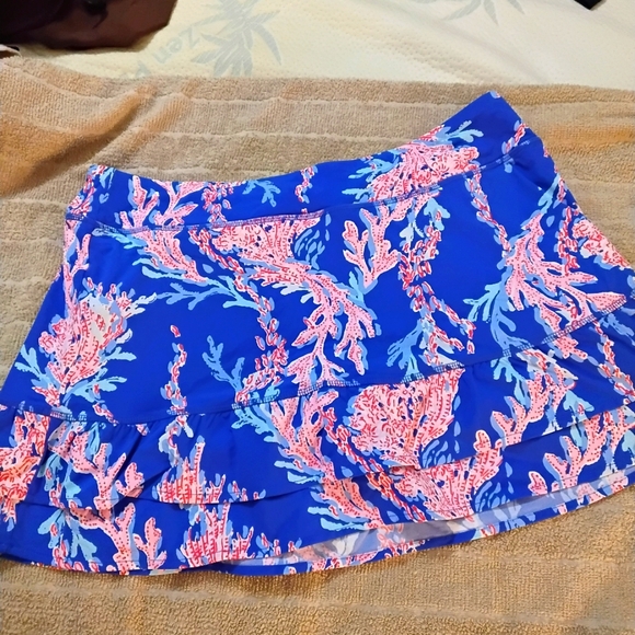 Lilly Pulitzer Dresses & Skirts - Lilly Pulitzer Luxletic Skort - Large